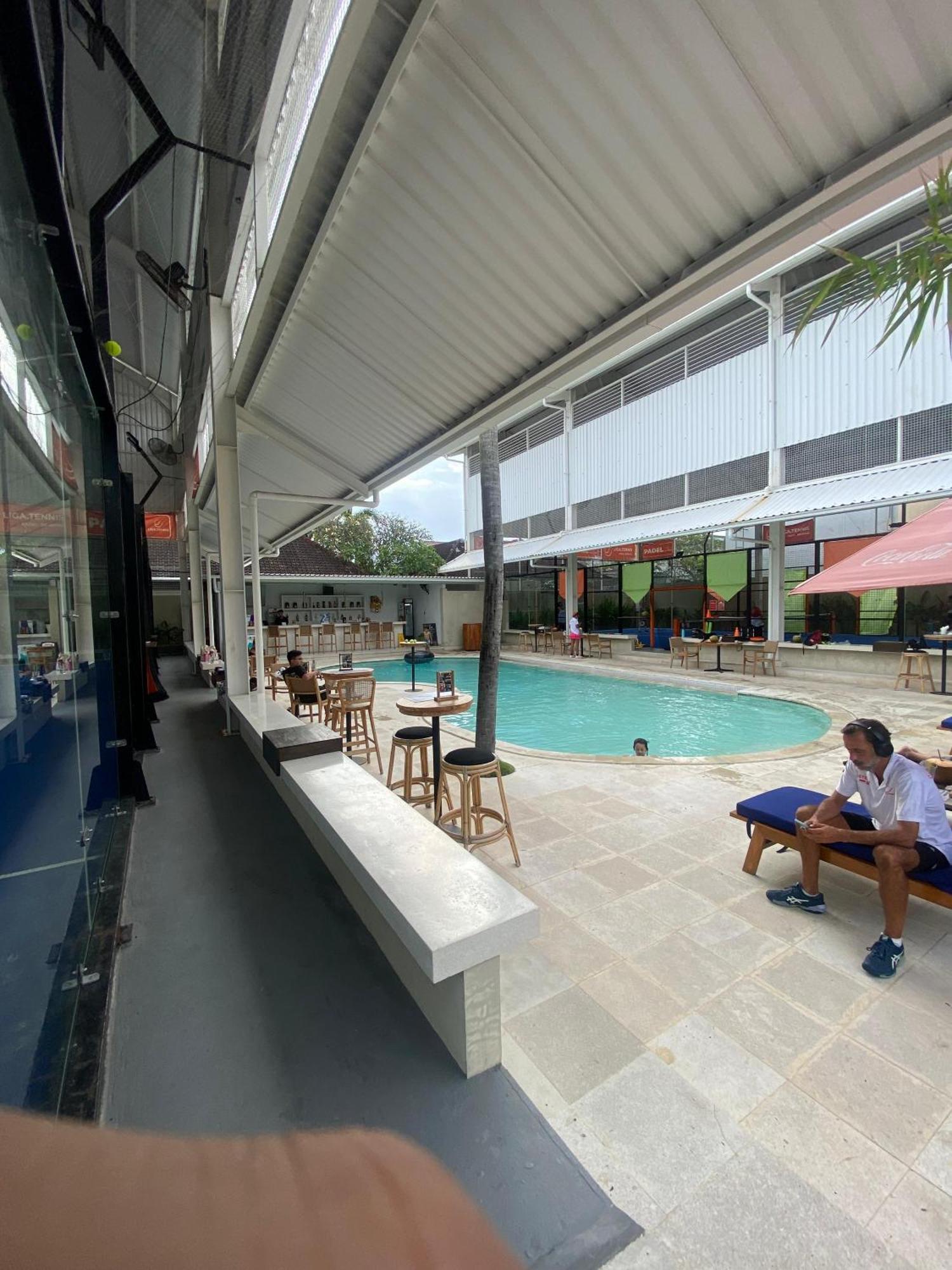 Kgh By Micky Seminyak (Bali)