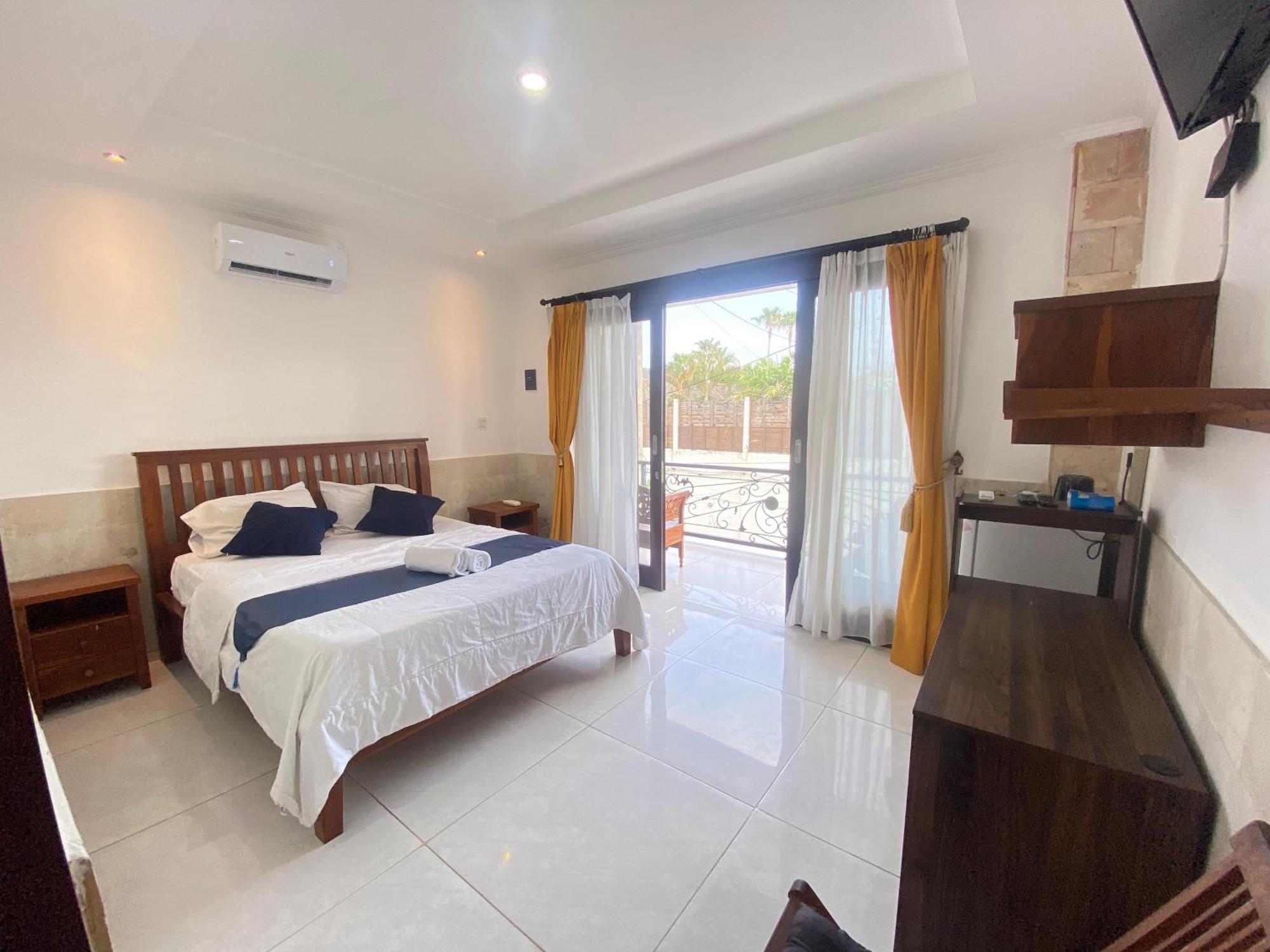 Kgh By Micky Hotel 3*