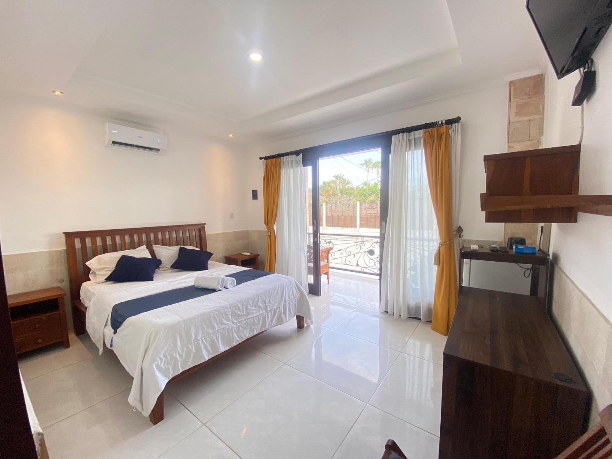 Hotel Kgh By Micky 3*